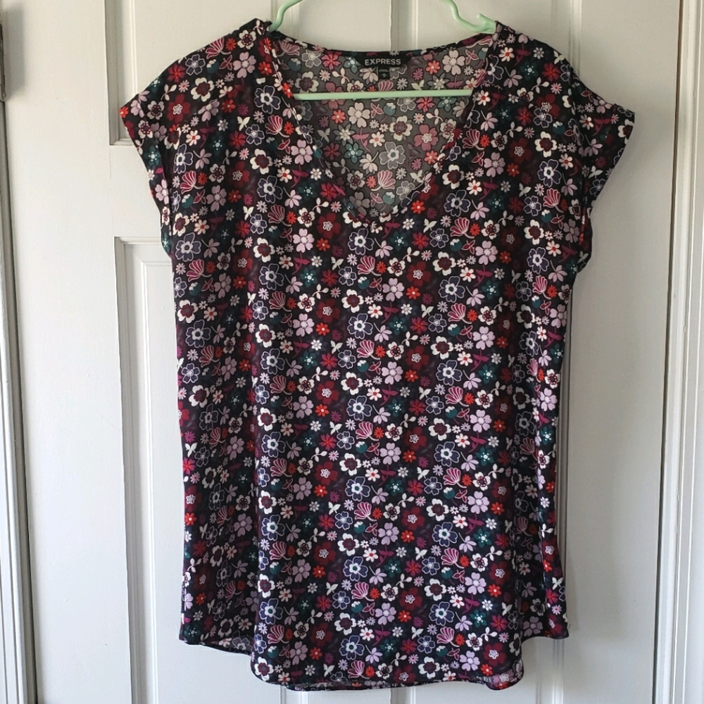 Express top size M